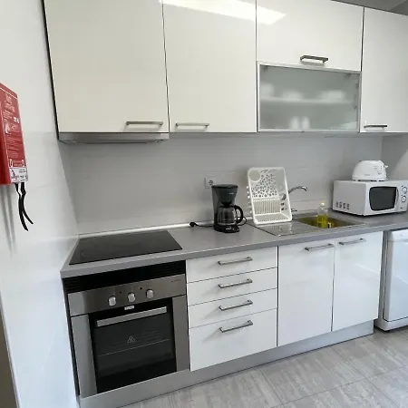 Moreda Garden Apartment *